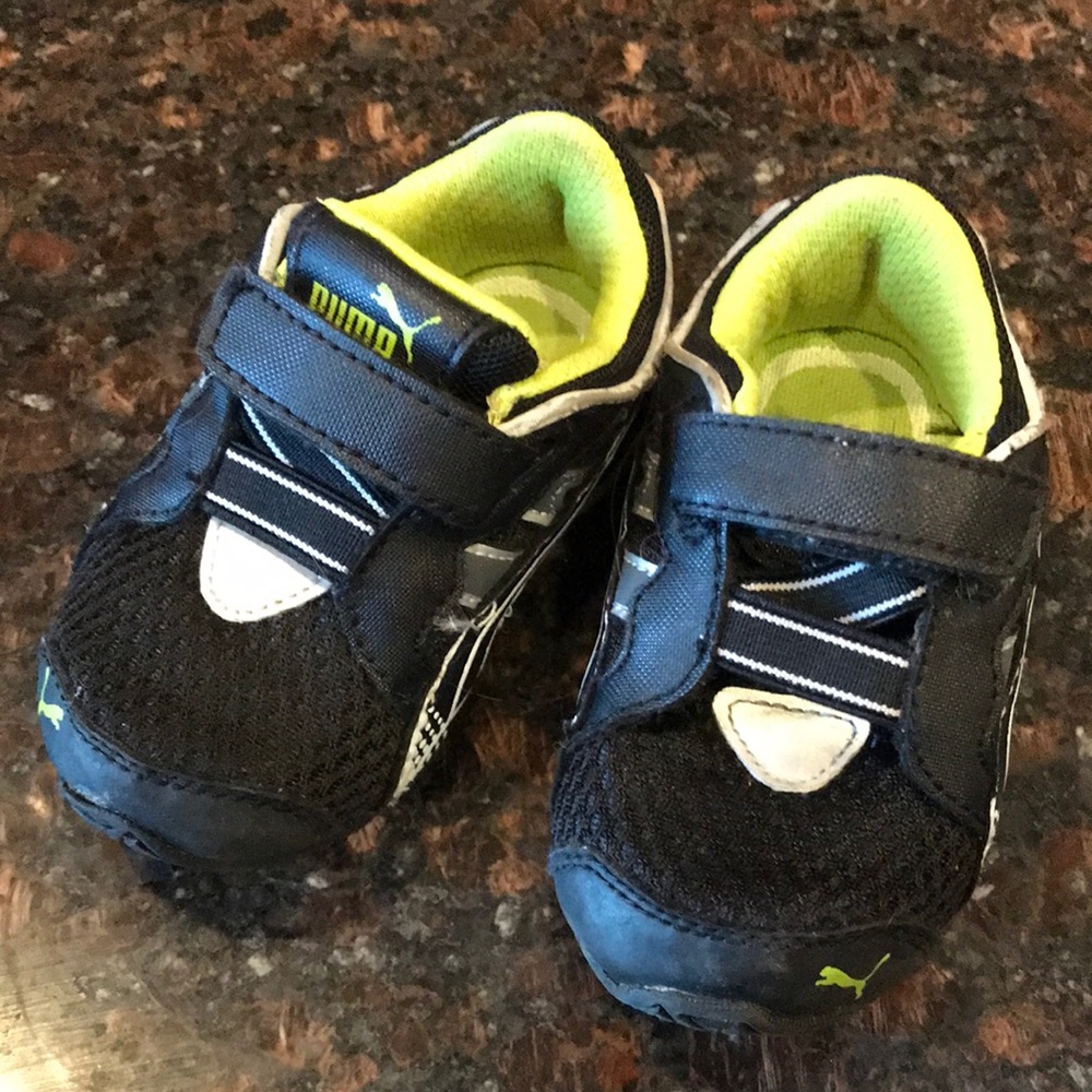 Toddler Size 5 Puma Black Tennis Shoes
